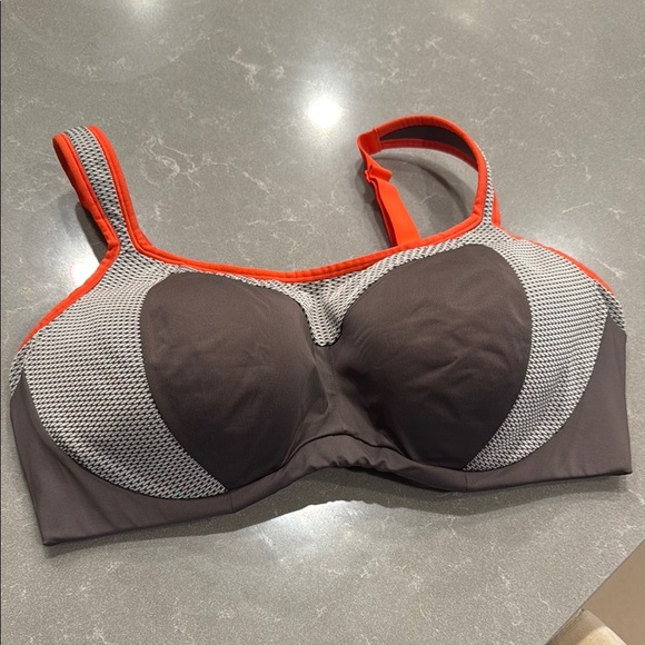 Curvy Couture Gray and Orange Sports Bra with Molded Cups - Picture 5 of 5